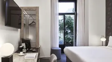 NLH Monastiraki