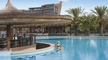 NOAH'S ARK DELUXE HOTEL & SPA