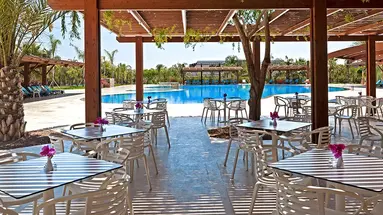 NOAH'S ARK DELUXE HOTEL & SPA
