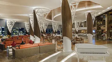 NOAH'S ARK DELUXE HOTEL & SPA