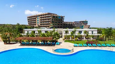 NOAH'S ARK DELUXE HOTEL & SPA