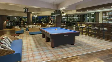 NOAH'S ARK DELUXE HOTEL & SPA