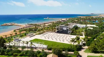 NOAH'S ARK DELUXE HOTEL & SPA