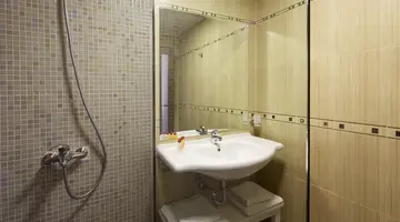 Nobel Ultra All Inclusive - Free Beach Access