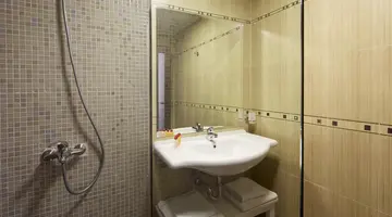 Nobel Ultra All Inclusive - Free Beach Access