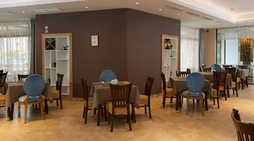 Nobel Ultra All Inclusive - Free Beach Access