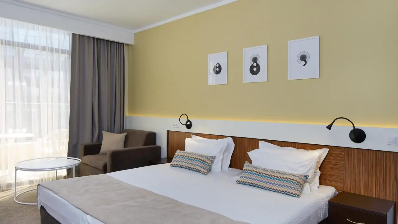 Nobel Ultra All Inclusive - Free Beach Access