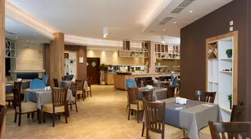 Nobel Ultra All Inclusive - Free Beach Access