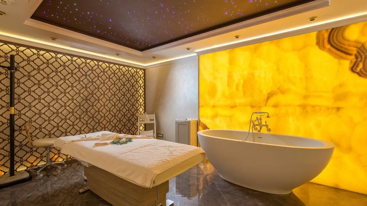 Nobil Luxury Boutique Hotel