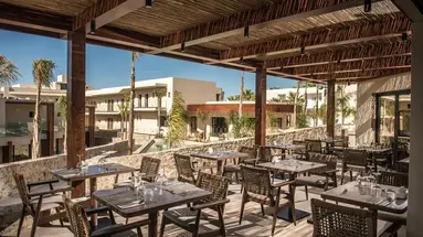 Noble Hotel and Suites