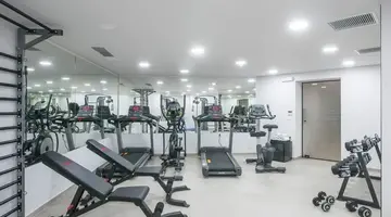 Noble Hotel and Suites