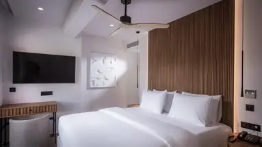 Noble Hotel and Suites
