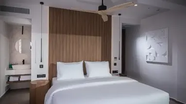 Noble Hotel and Suites