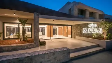 Noble Hotel and Suites