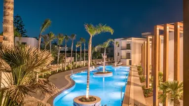 Noble Hotel and Suites
