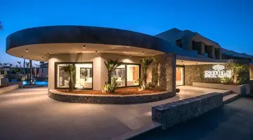 NOBLE HOTEL & SUITES-ADULTS ONLY