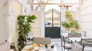 Noble Suites