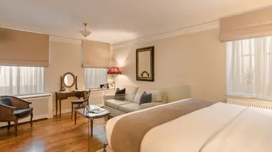 Noble Suites