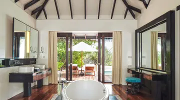 NOKU MALDIVES, VIGNETTE COLLECTION