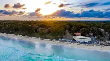 Nomad Beach resort