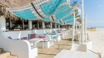 Nomad Beach resort