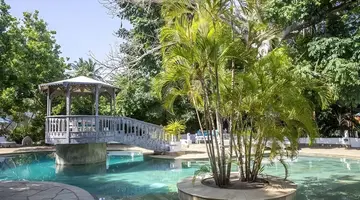 Nomad Beach Resort