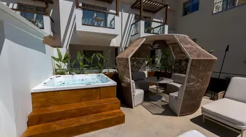 NOSTOS BEACH BOUTIQUE HOTEL