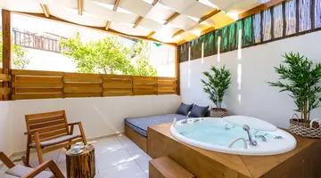 NOSTOS BEACH BOUTIQUE HOTEL