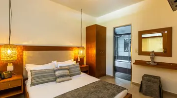 NOSTOS BEACH BOUTIQUE HOTEL