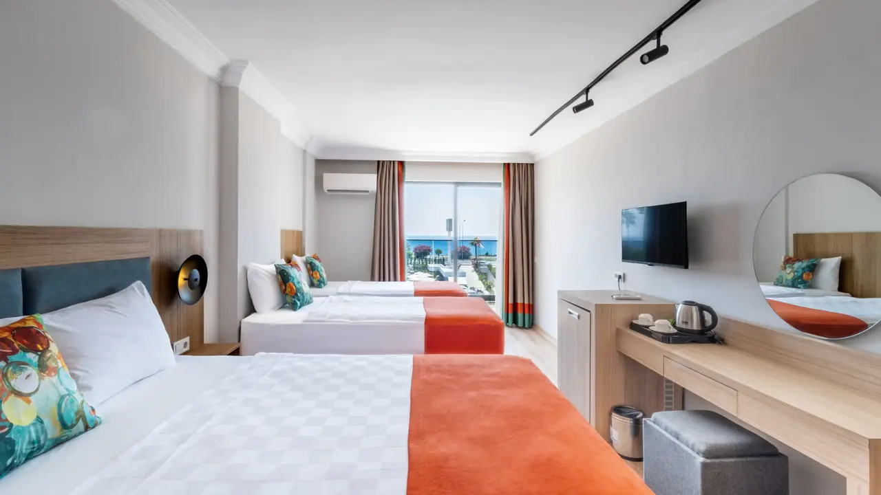NOVA LIFE HOTEL