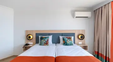 NOVA LIFE HOTEL