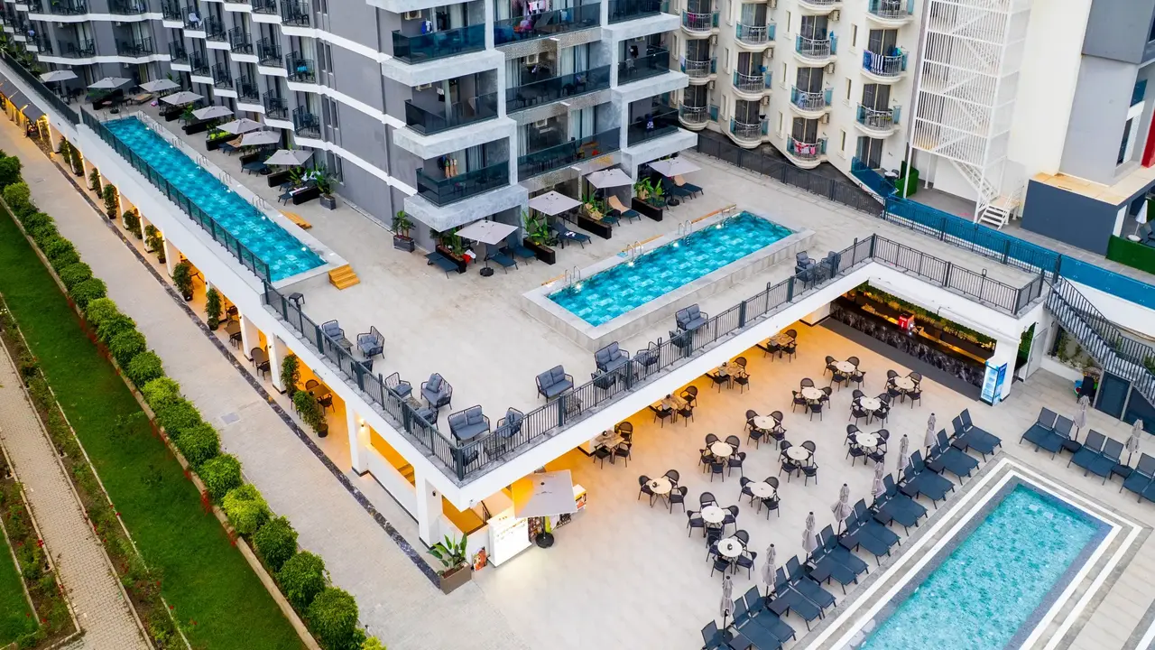 NOVA LIFE HOTEL