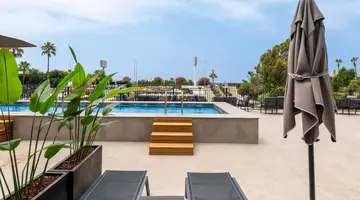 NOVA LIFE HOTEL