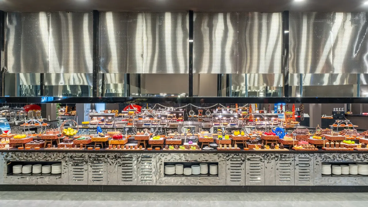 NOVA LIFE HOTEL