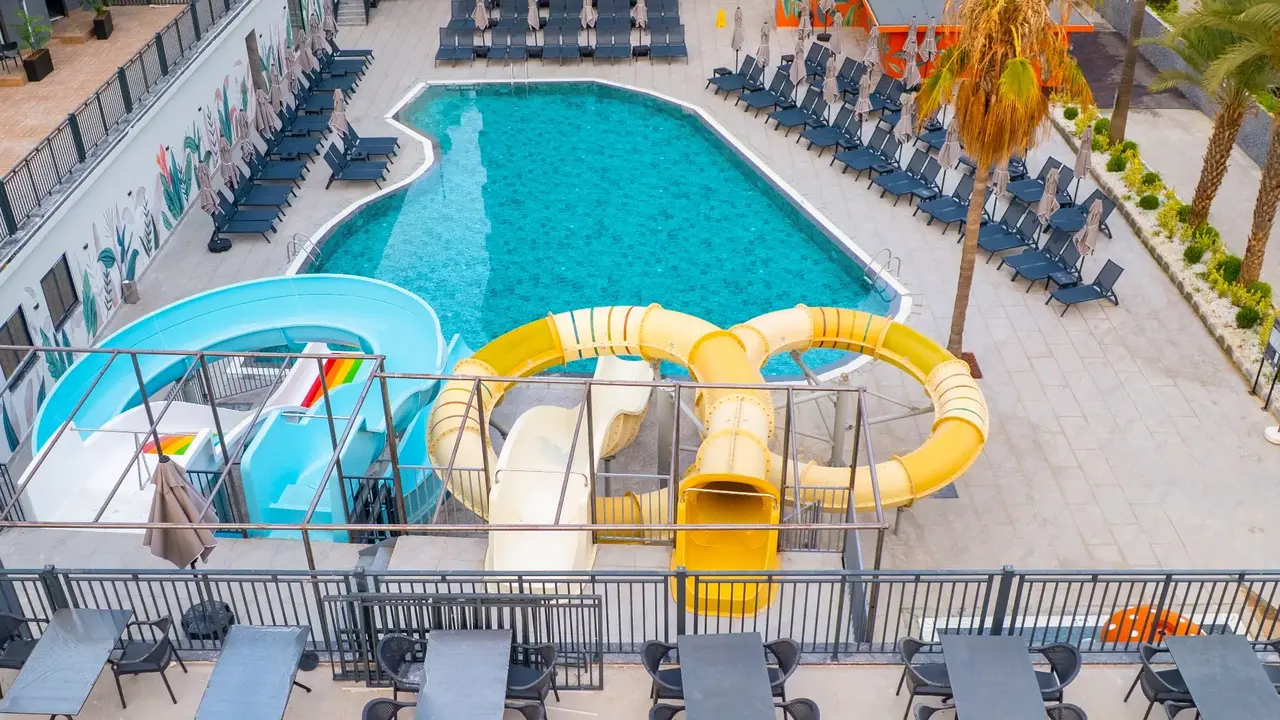 NOVA LIFE HOTEL