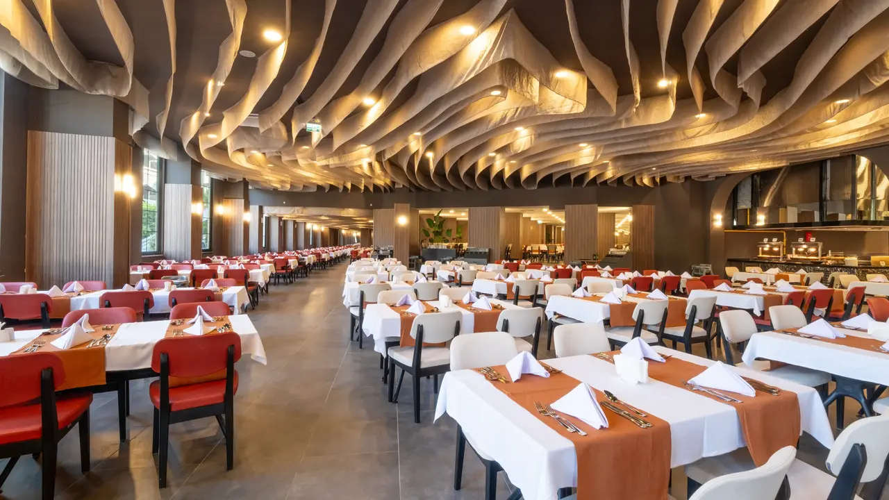 NOVA LIFE HOTEL