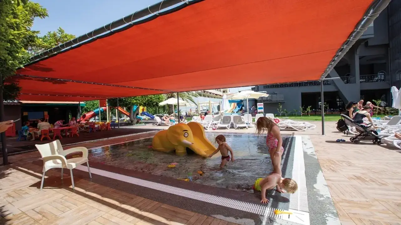 NOVA PARK HOTEL