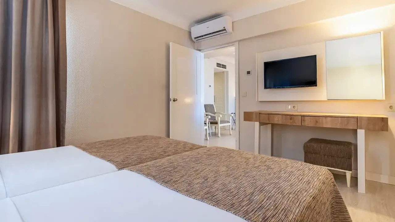 NOVA PARK HOTEL