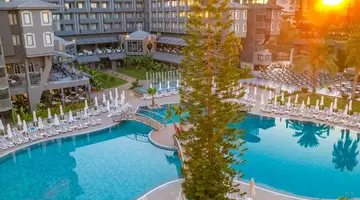 NOVA PARK HOTEL