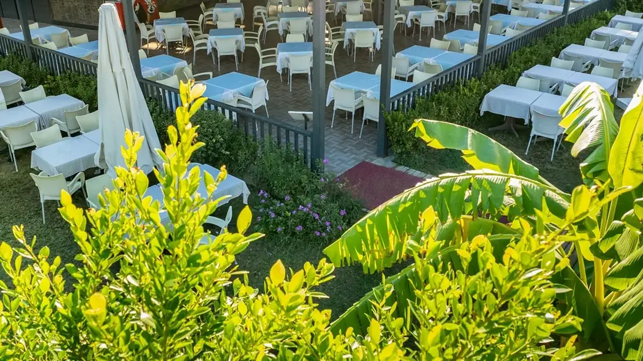 NOVA PARK HOTEL