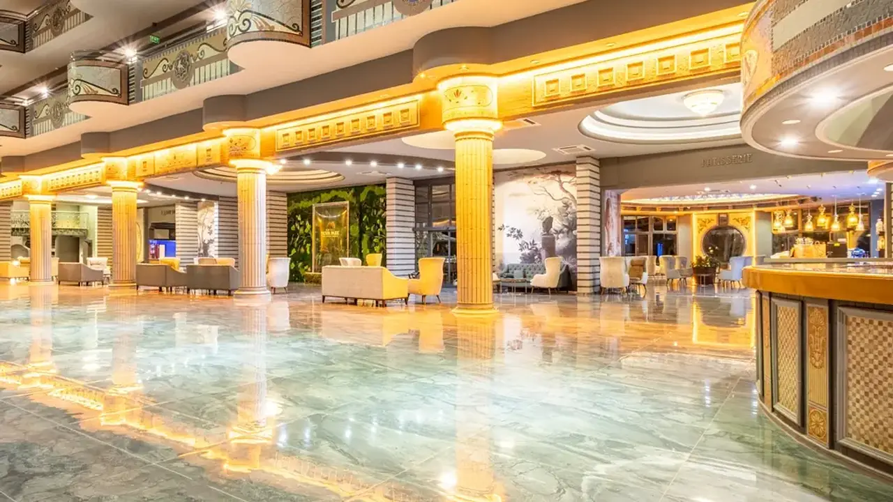 NOVA PARK HOTEL