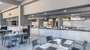 NOVA PARK HOTEL