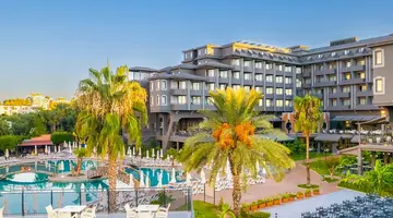 NOVA PARK HOTEL