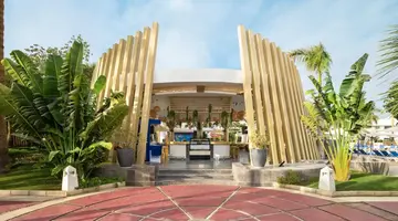 Novotel Beach