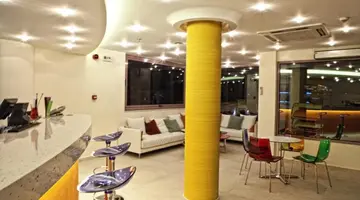 NOVUS CITY HOTEL