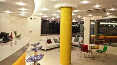 Novus City Hotel