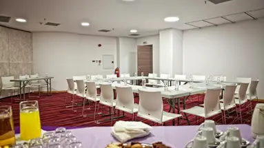 NOVUS CITY HOTEL