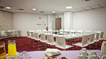 Novus City Hotel