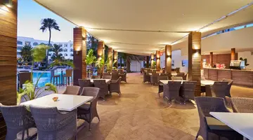 NOZHA BEACH RESORT & SPA