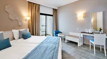 NOZHA BEACH RESORT & SPA